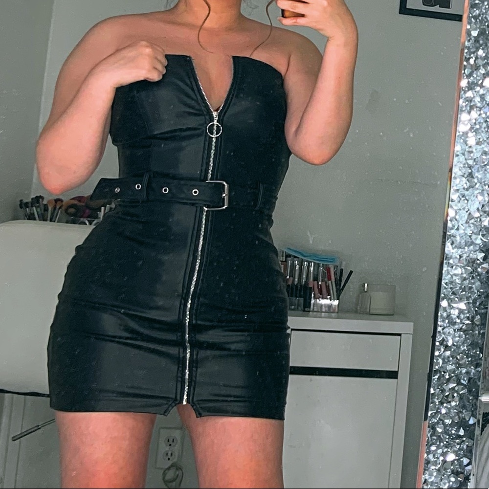 Fashionnova black dress
